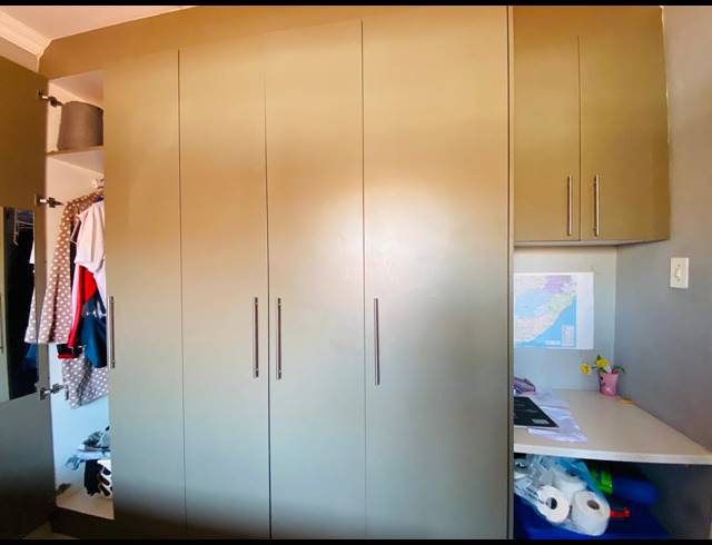 2 BEDROOM TOWNHOUSE FOR SALE IN ANNADALE